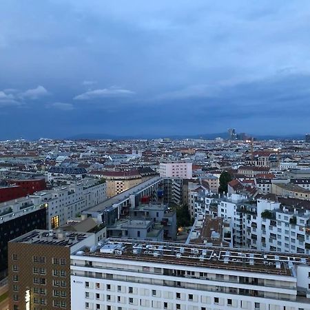 Stunning View Over Vienna In City Center Exterior photo
